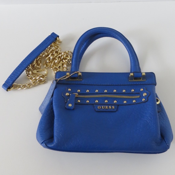 Guess Handbags - 🔴CLEARANCE🔴 Blue Guess bag